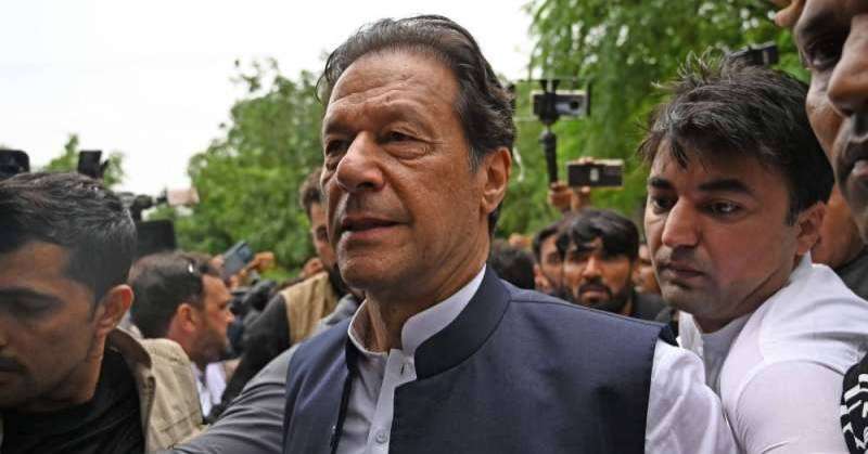 رئيس الوزراء السابق عمران خان
