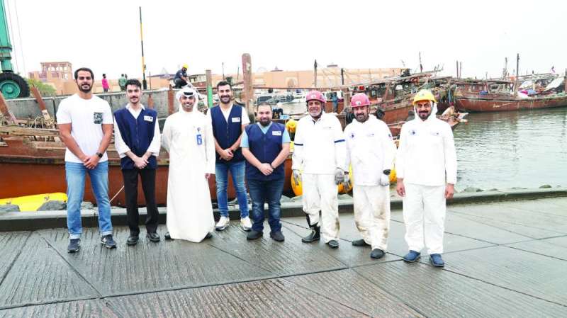 فريق الغوص الكويتي ومتطوعو «الوطني» خلال عملية الإنقاذ