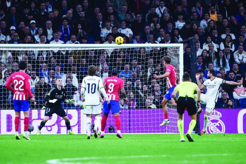 ماركوس يورينتي مسجلاً هدفه في مرمى ريال مدريد